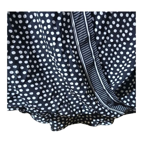 MAX STUDIO Hi-Lo Black & White Faux Wrap Top - Size Large - Picture 5 of 8